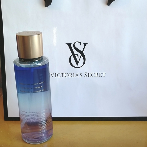 Limited Edition🔥Brand New Victoria's Secret Wild Neroli Fragrance Mist - Picture 2 of 6